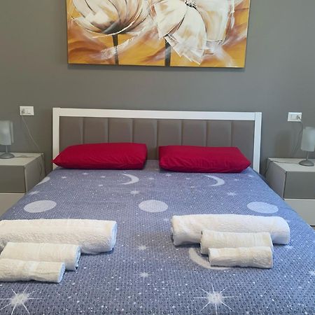 Le Noir appartment Peschiera del Garda Extérieur photo