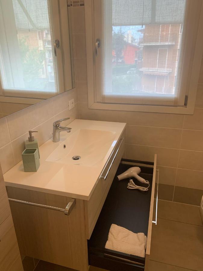 Le Noir appartment Peschiera del Garda Extérieur photo