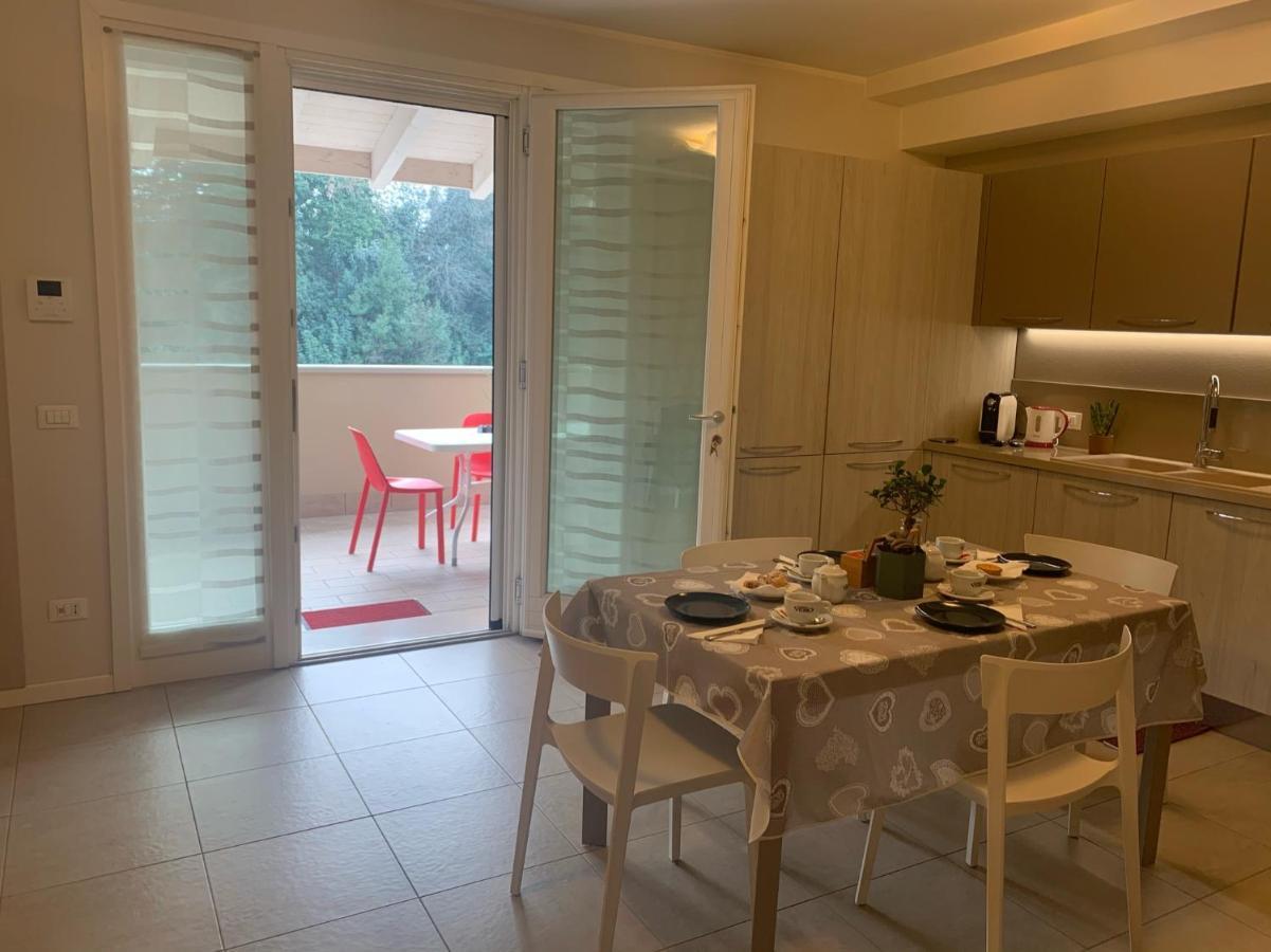 Le Noir appartment Peschiera del Garda Extérieur photo