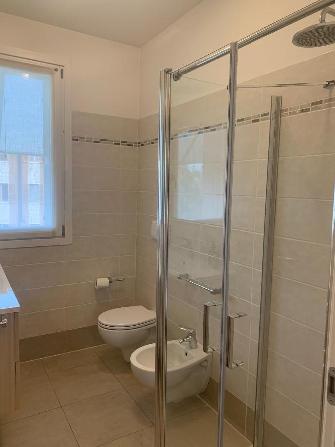 Le Noir appartment Peschiera del Garda Extérieur photo