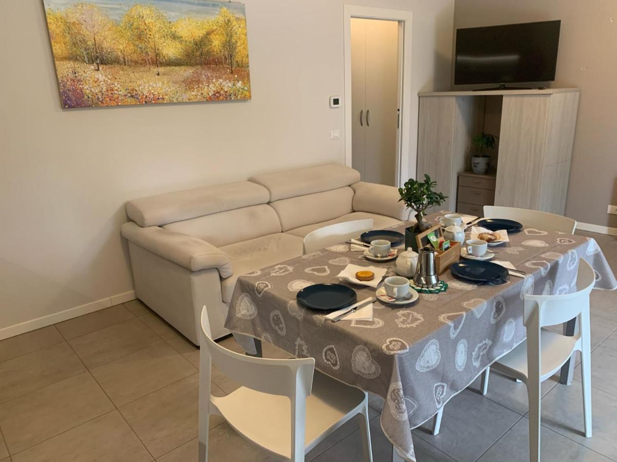 Le Noir appartment Peschiera del Garda Extérieur photo