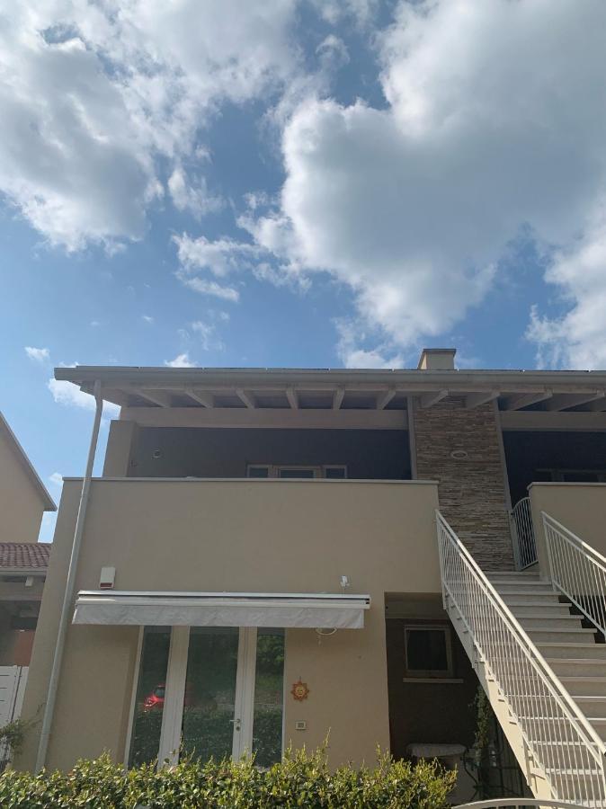 Le Noir appartment Peschiera del Garda Extérieur photo
